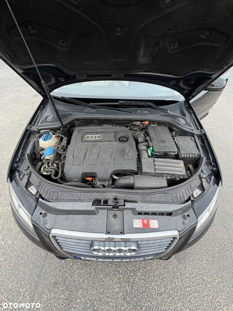 Audi A3 Sportback 1.6 TDI DPF Ambition S tronic - 30