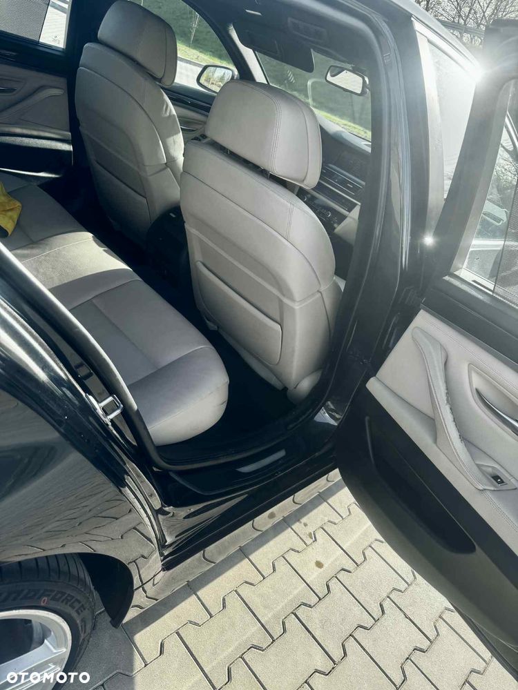 BMW Seria 5 - 12