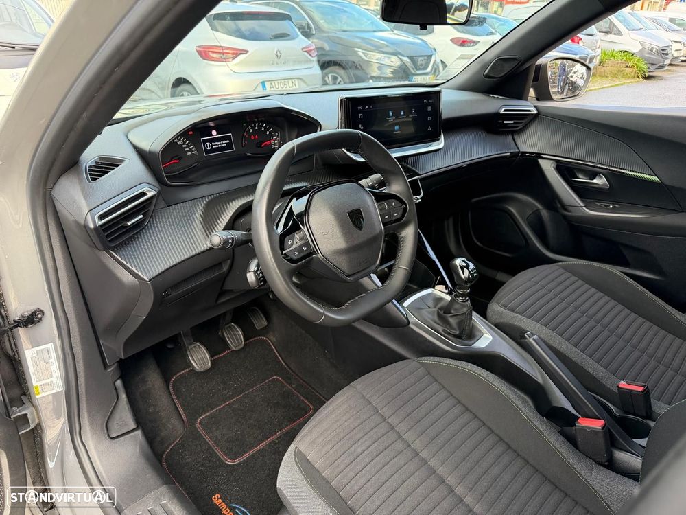Peugeot 2008 1.2 PureTech Style - 8