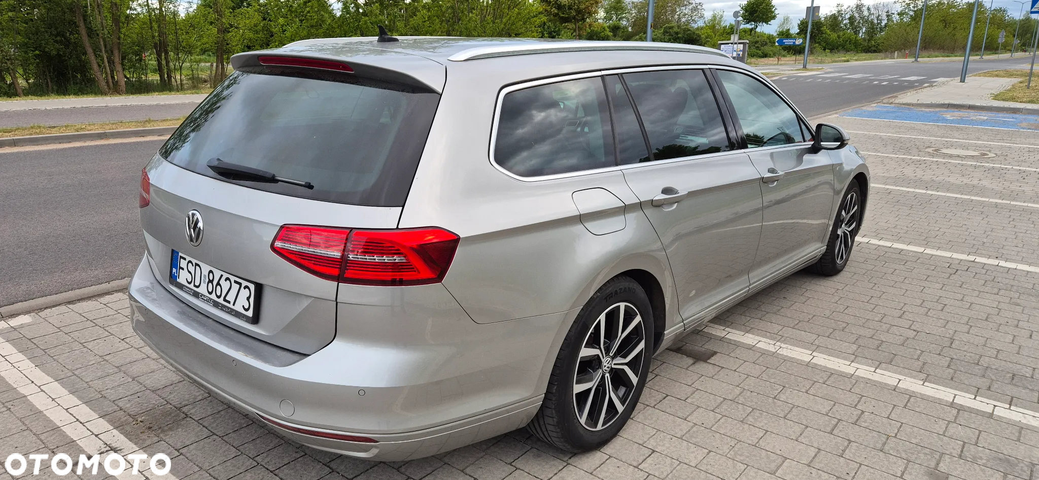 Volkswagen Passat - 5