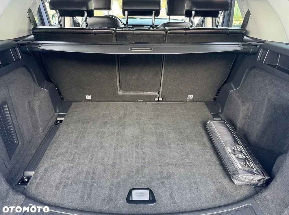 Land Rover Discovery Sport - 27