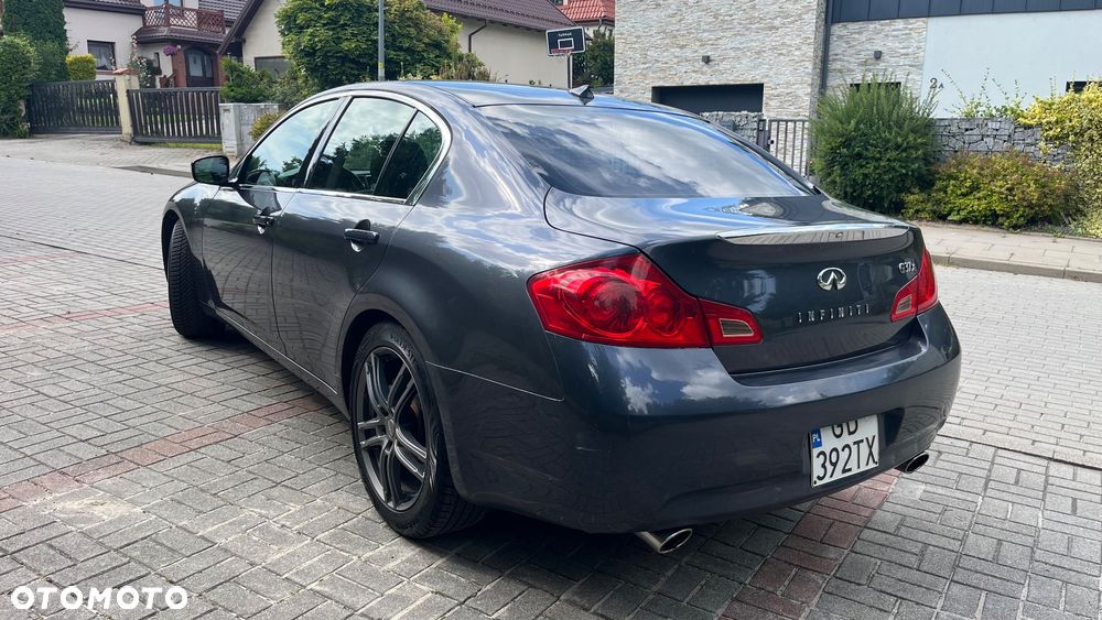 Infiniti G - 5