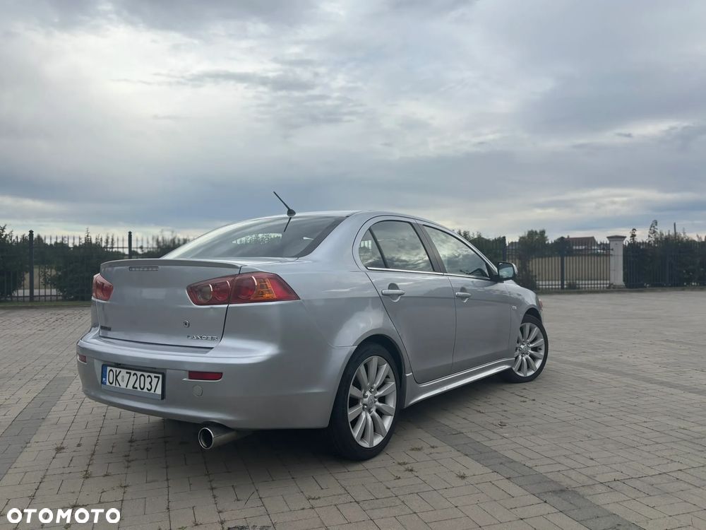 Mitsubishi Lancer 2.0 DI-D Instyle - 4