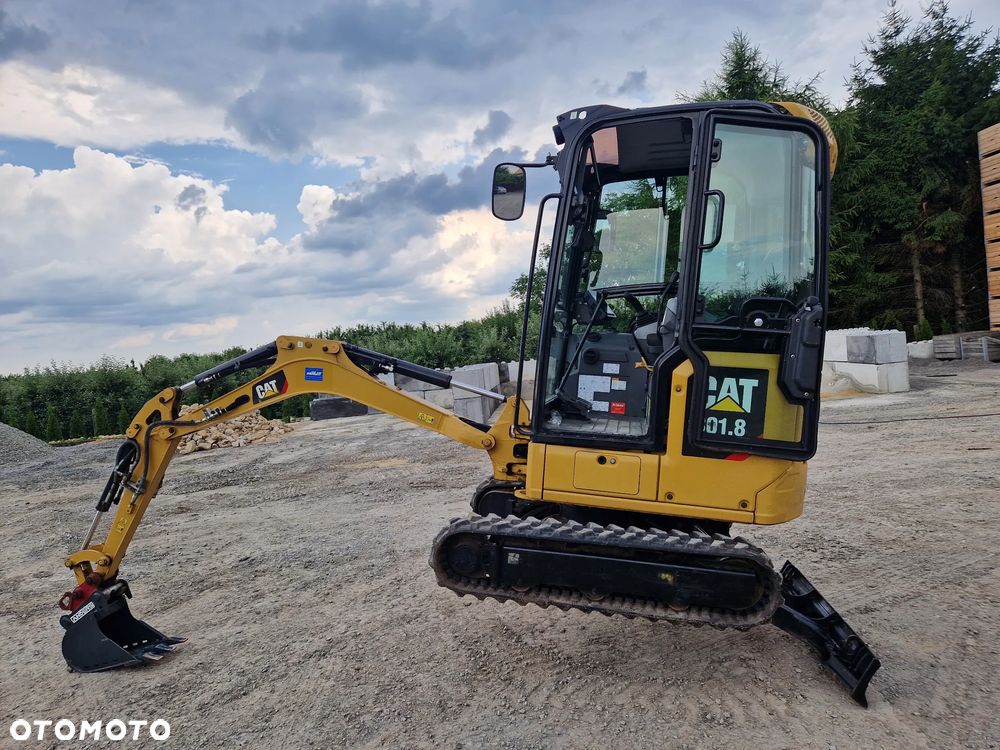 Caterpillar 301.8 - 3