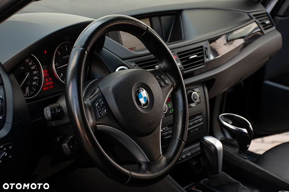 BMW X1 - 24