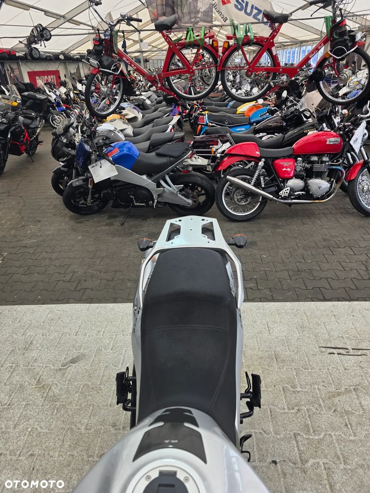 Suzuki DL - 24