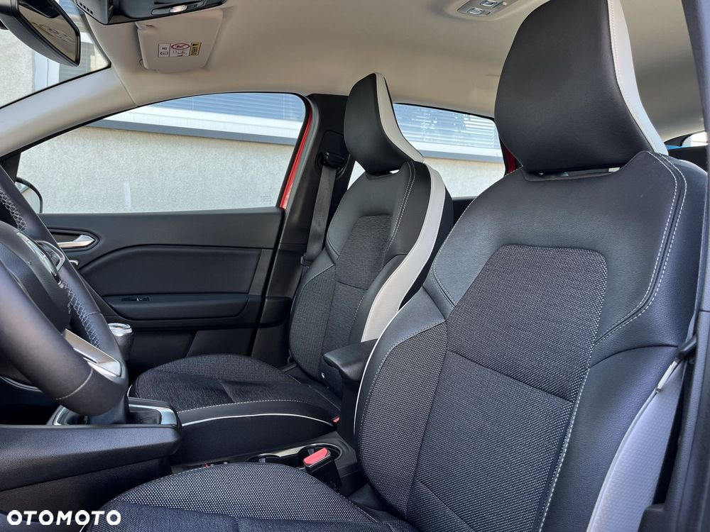 Renault Captur 1.3 TCe mHEV Intens - 11