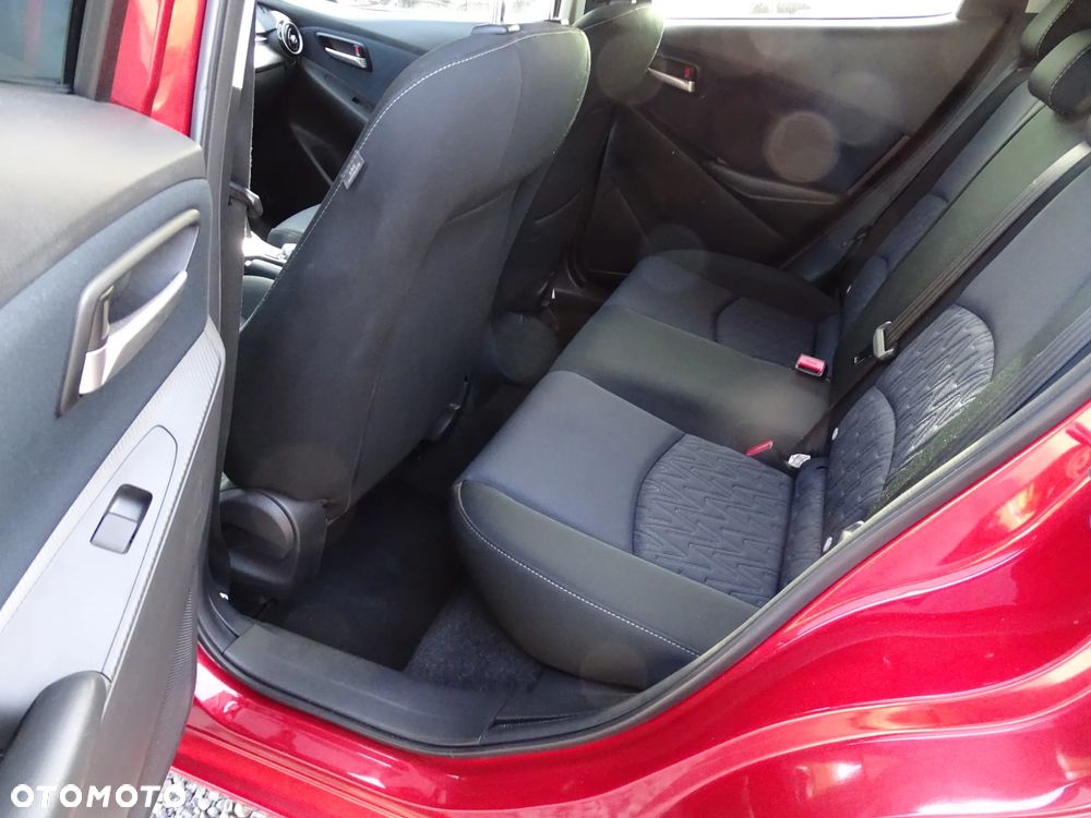 Mazda 2 2015