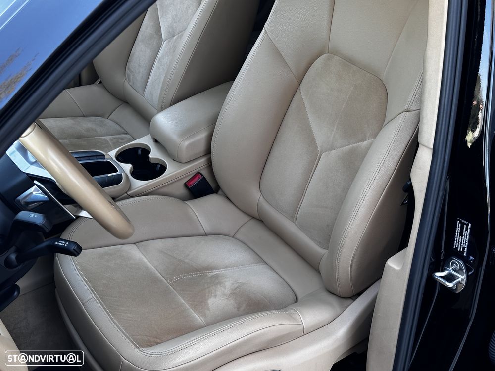 Porsche Macan S - 26