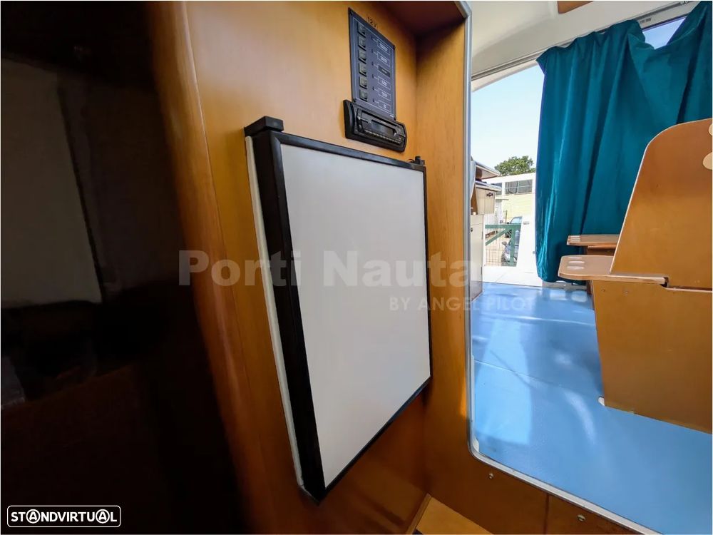 Beneteau Antares 7.60 - 21