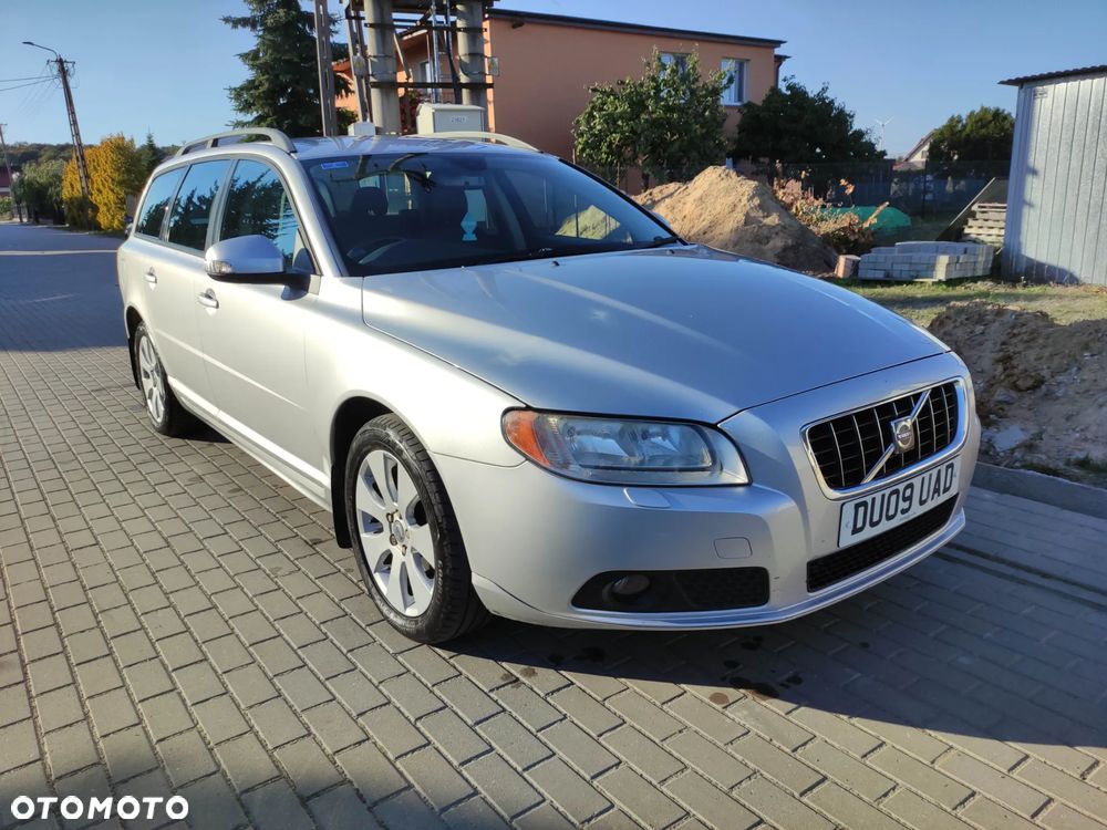 Volvo V70 2.0D Kinetic - 1
