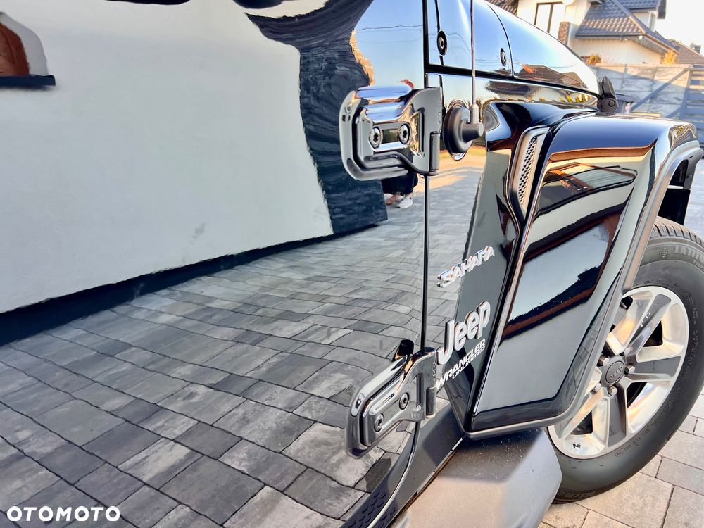 Jeep Wrangler Unlimited GME 2.0 Turbo Sahara - 32