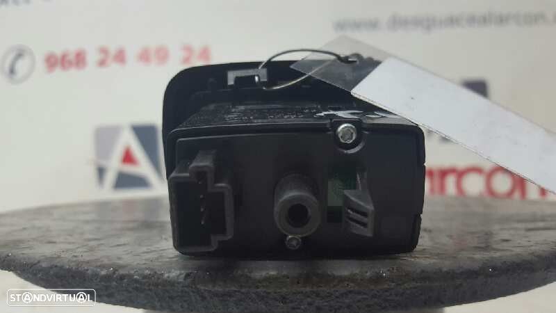 COMANDO DO ELEVADOR TRASEIRO DIREITO MERCEDES CLASE B (W245) 200 CDI (245.208) - 3