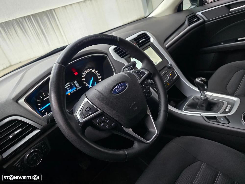 Ford Mondeo SW 1.5 TDCi Titanium ECOnetic - 40