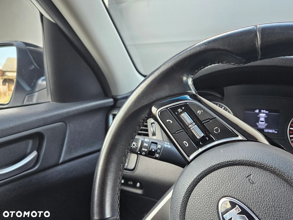 Kia Optima 2.0 M - 13