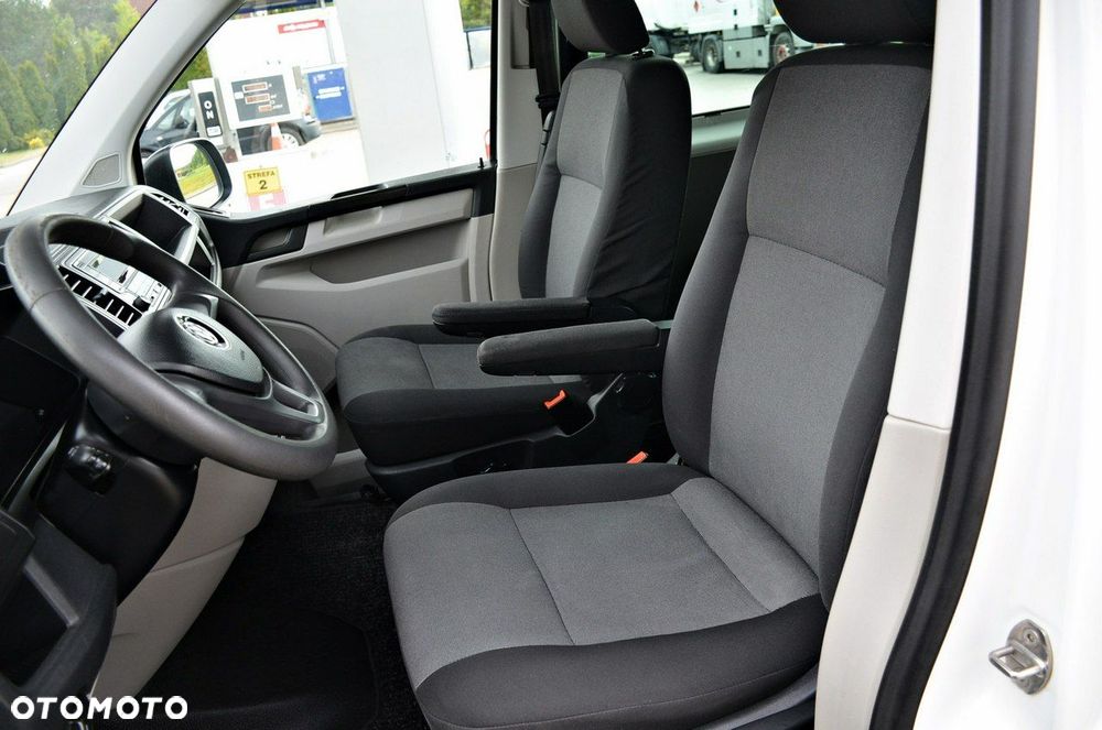Volkswagen Transporter - 16