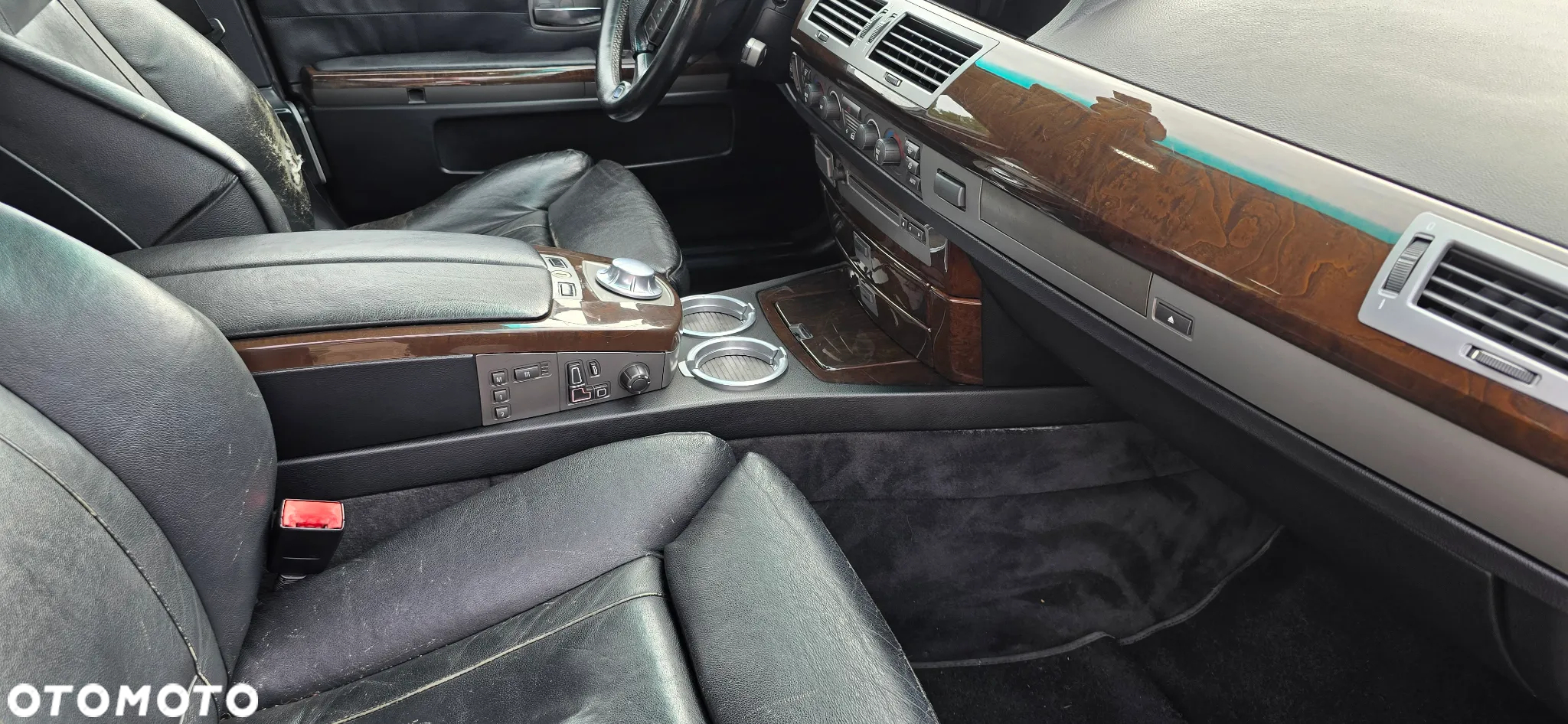BMW Seria 7 735i - 13
