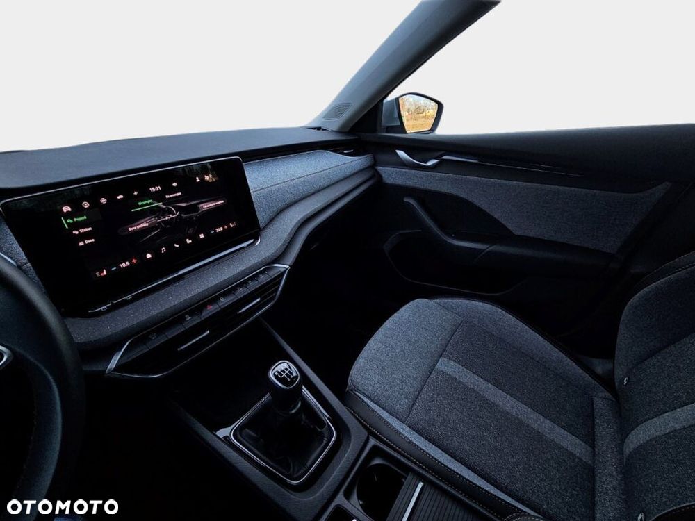 Skoda Octavia 1.5 TSI Selection - 11