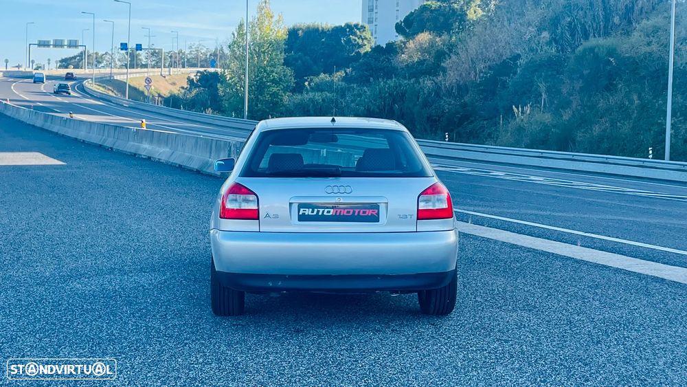 Audi A3 1.8 Sport Turbo - 4