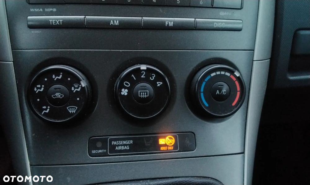 Toyota Auris 1.4 VVT-i Sol - 15