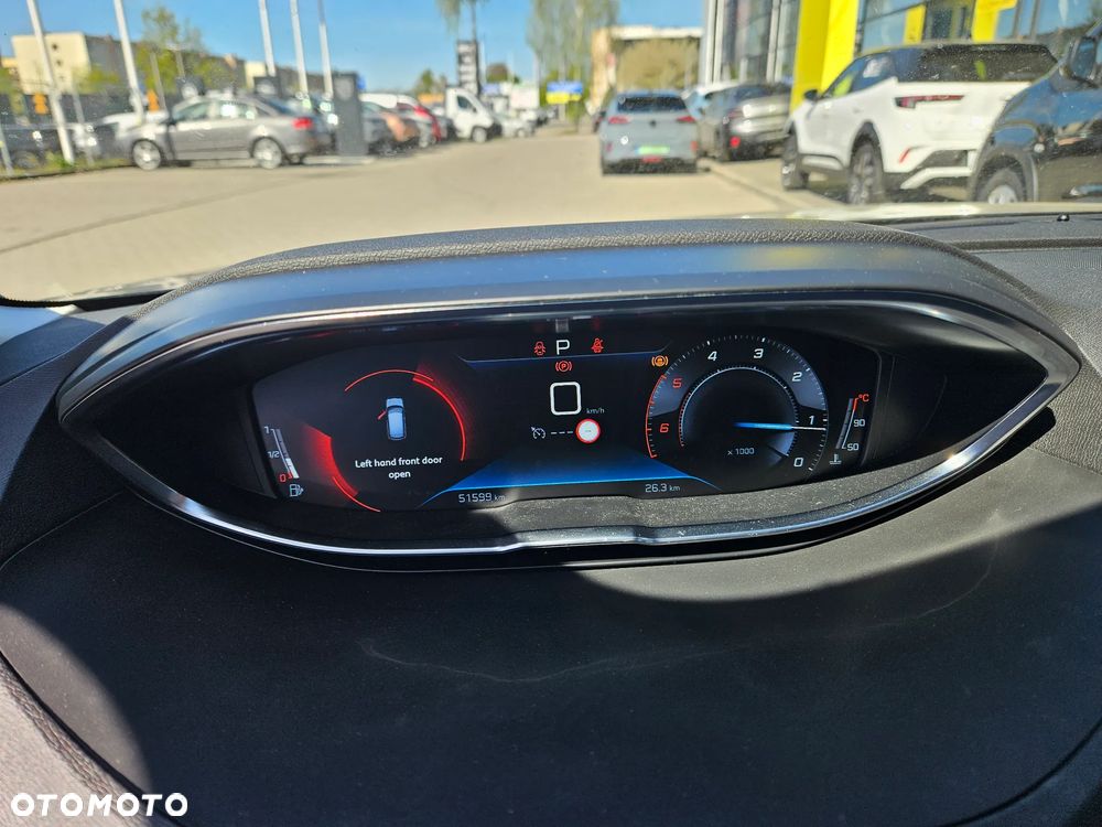 Peugeot 3008 1.5 BlueHDi Allure S&S EAT8 - 18