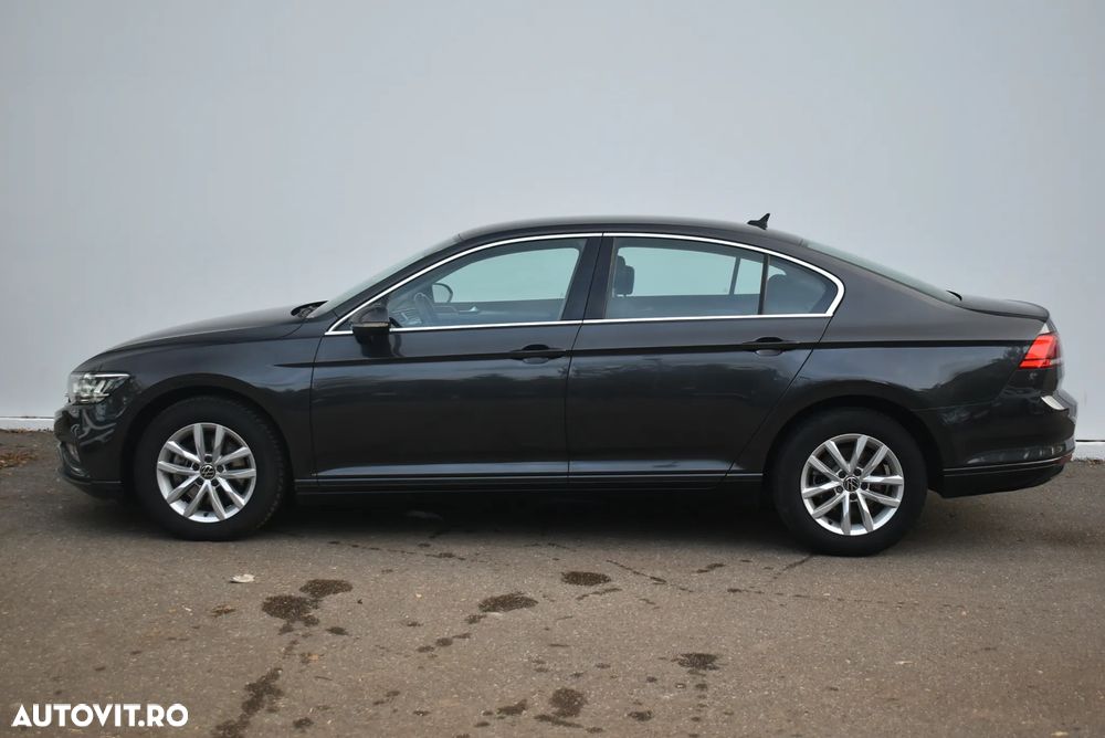 Volkswagen Passat 2.0 TDI DSG Comfortline - 4