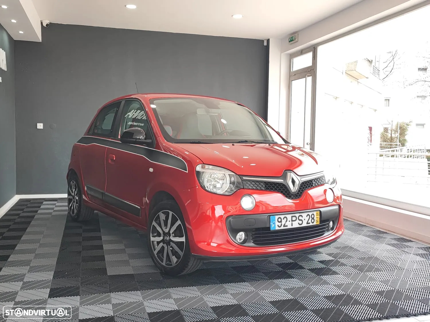 Renault Twingo 1.0 SCe Dynamique - 8