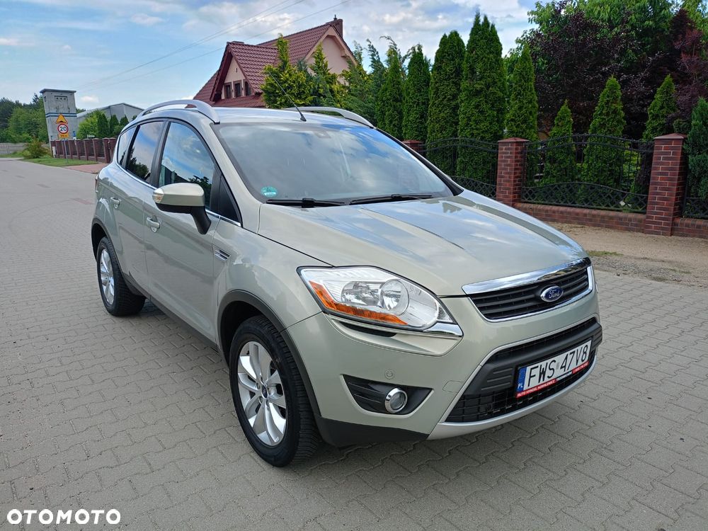 Ford Kuga - 1