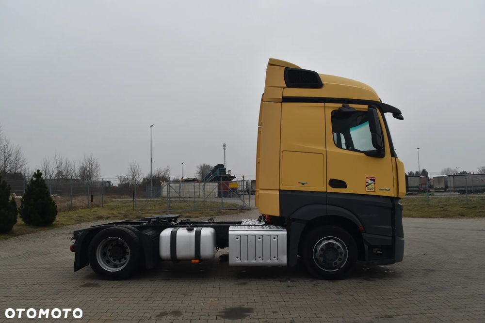 Mercedes-Benz Actros 1842 - 8