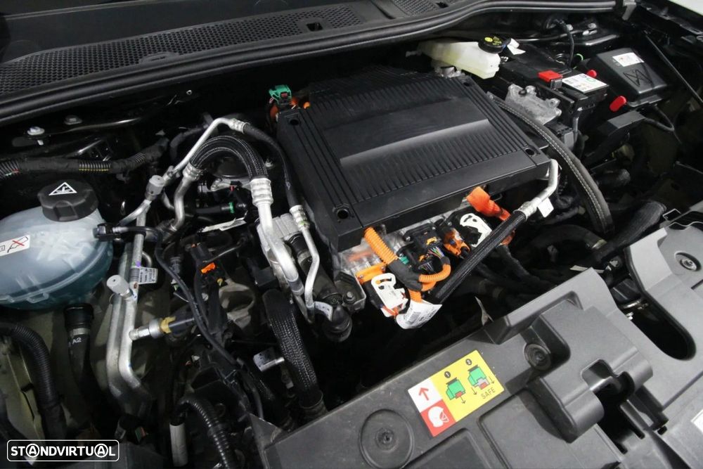 Citroën e-C4 136 PLUS - 16
