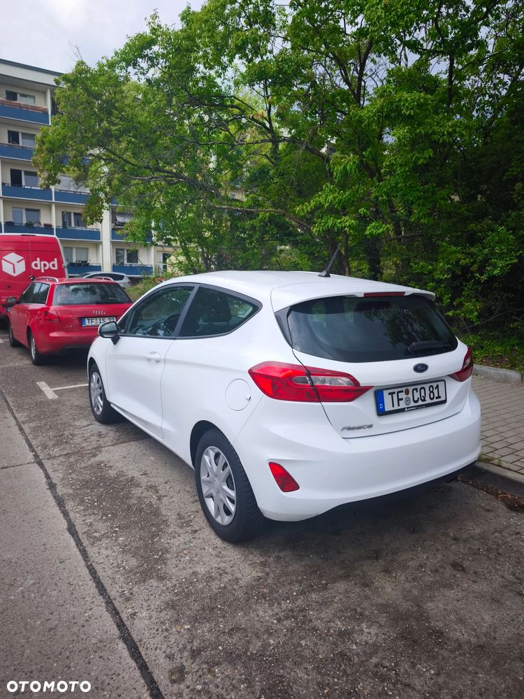 Ford Fiesta 1.1 Trend ASS - 4