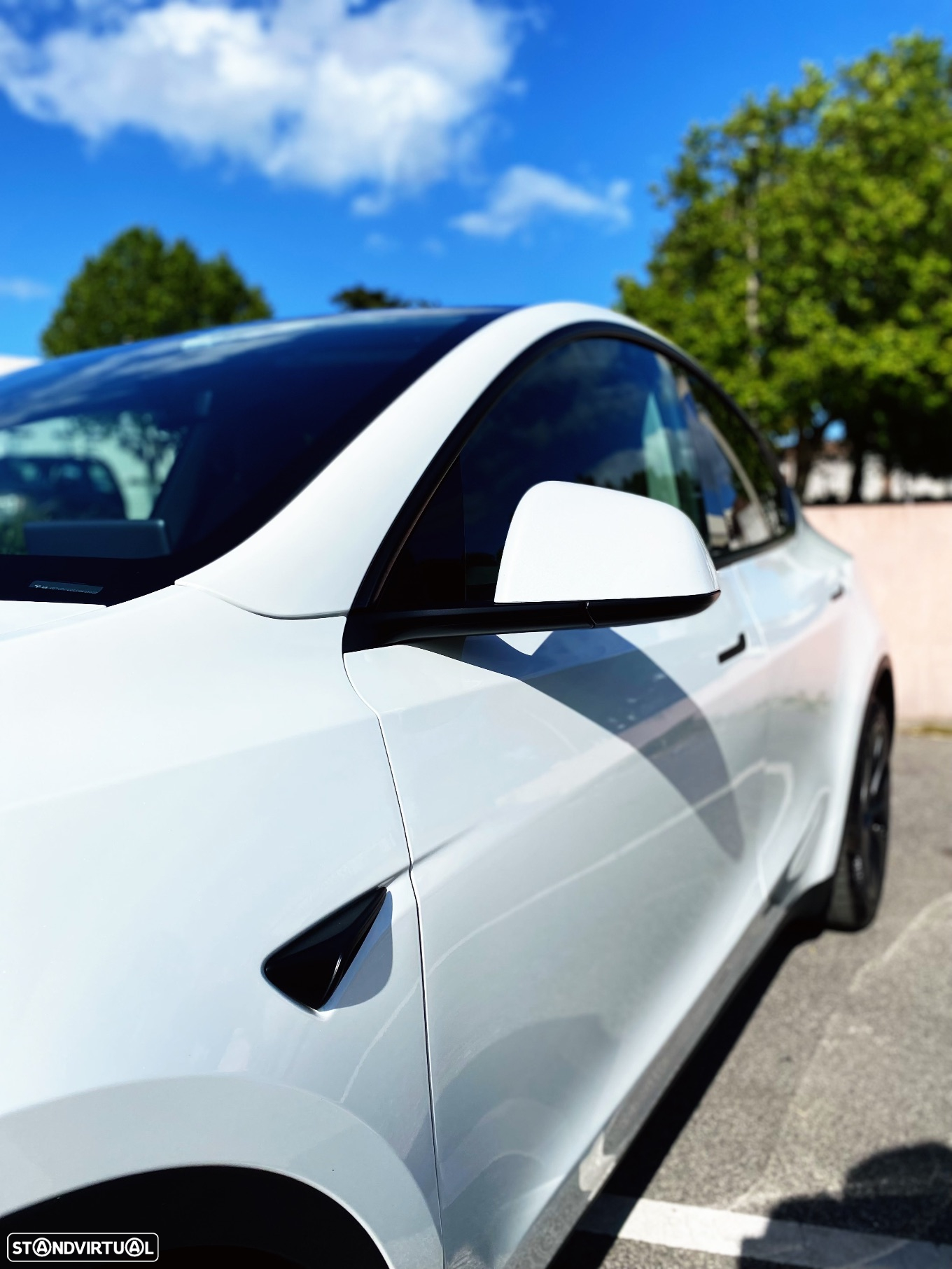 Tesla Model Y Long-Range RWD - 4