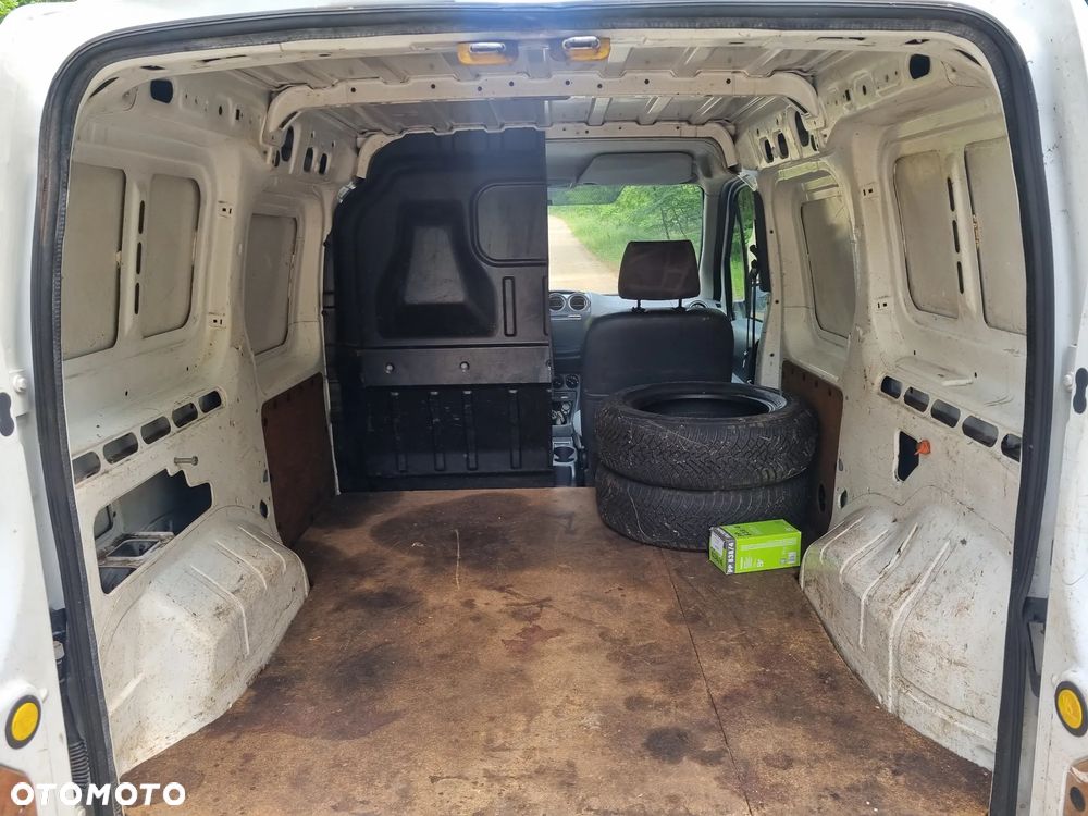 Ford Transit Connect - 15