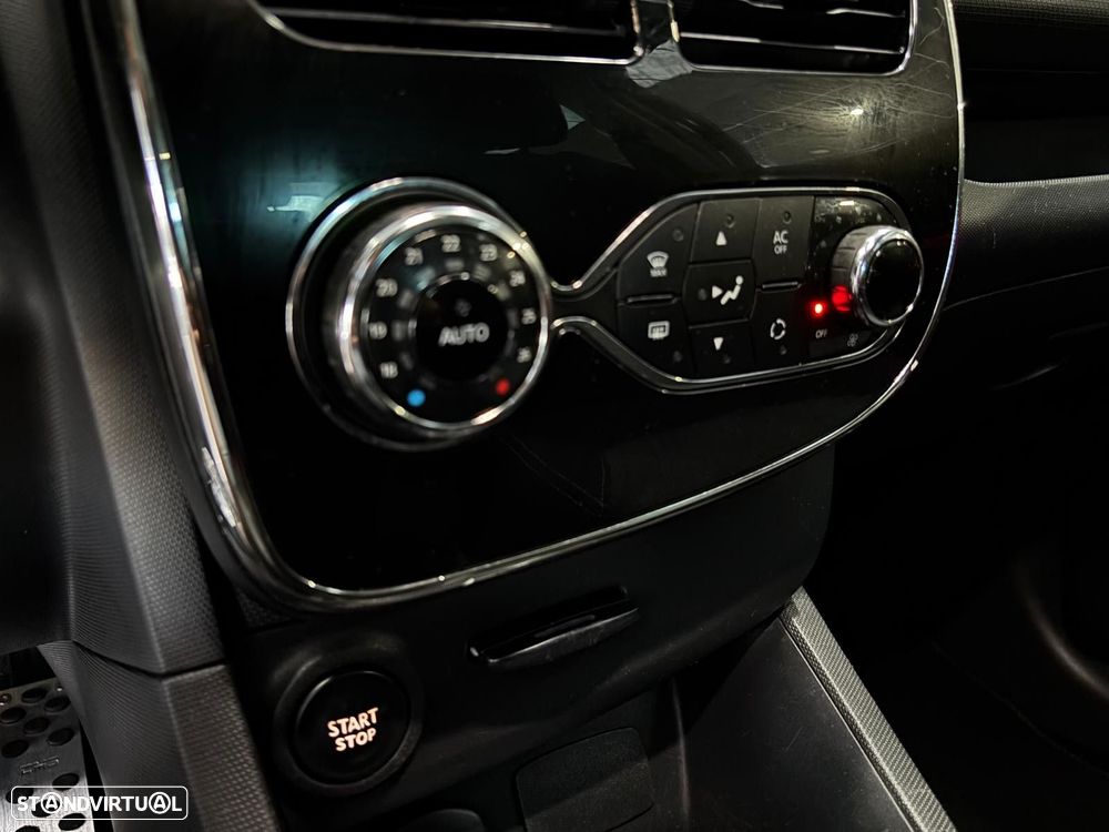 Renault Clio (Energy) TCe 90 Bose Edition - 12