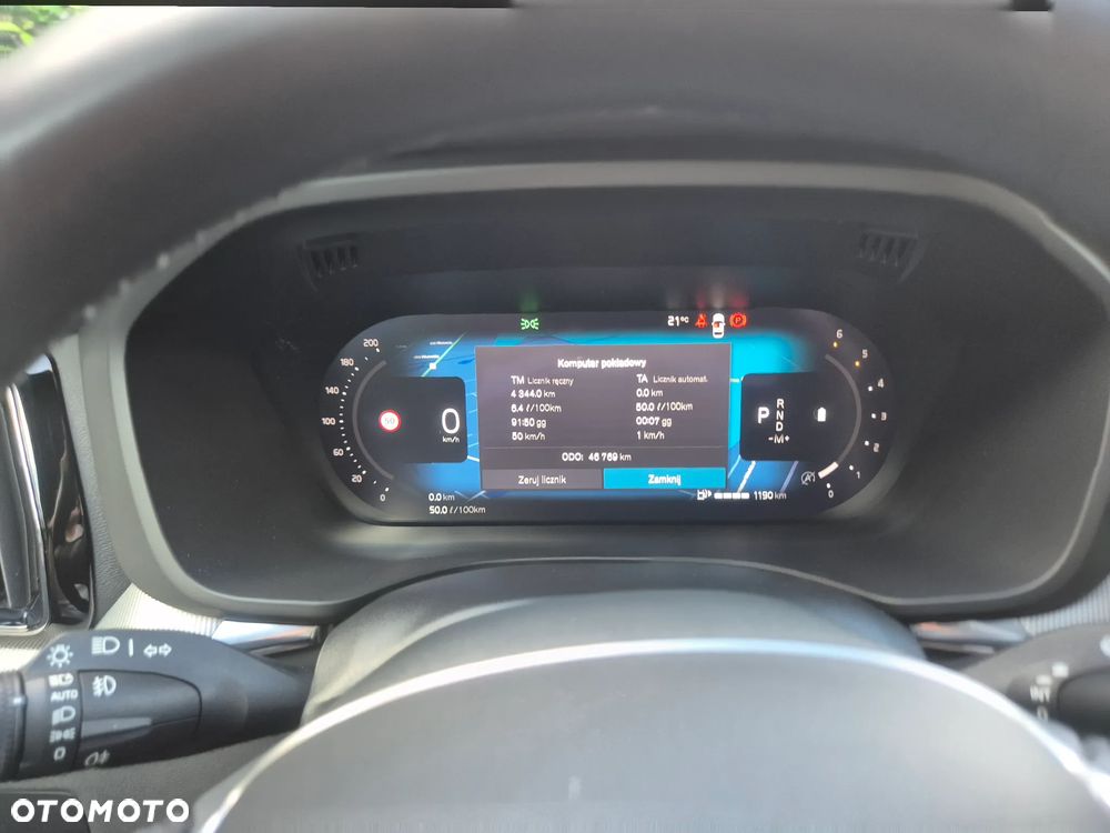 Volvo XC 60 B4 D AWD Plus Dark - 27