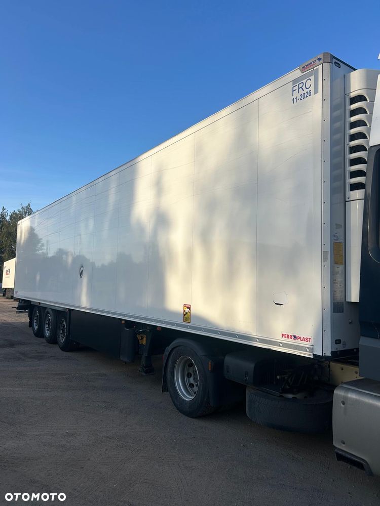 Schmitz Cargobull - 3