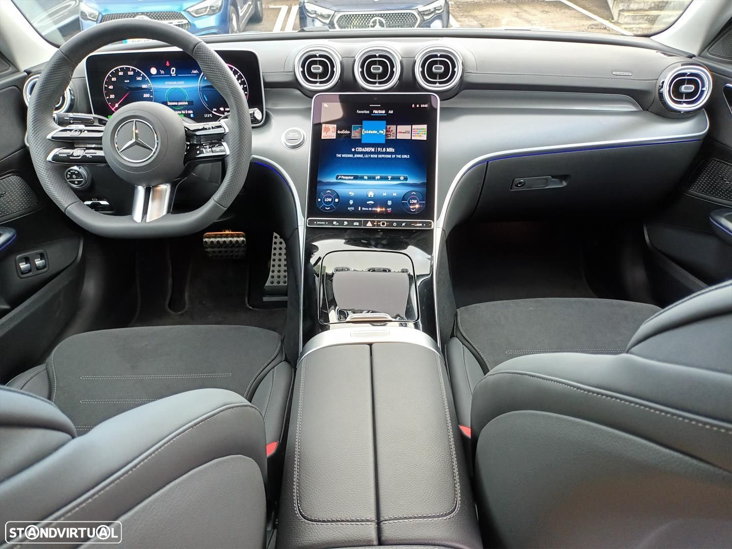 Mercedes-Benz C 300 e AMG Line - 18