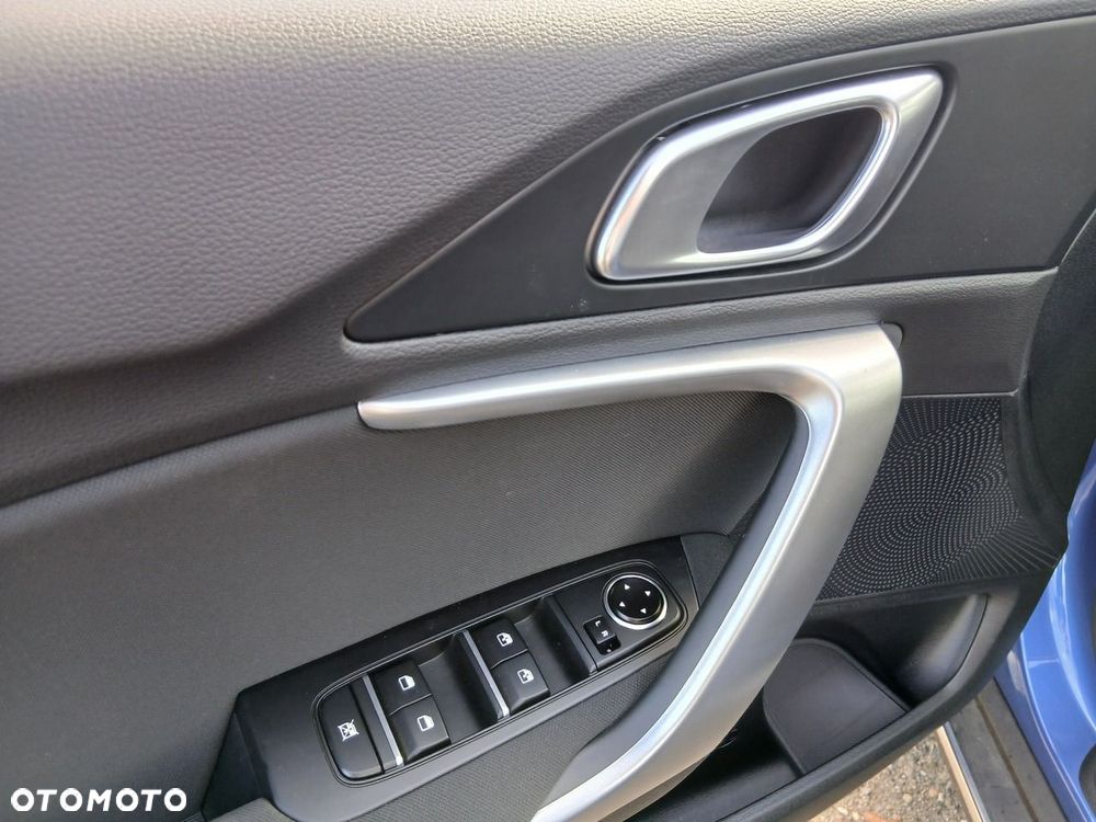 Kia XCeed 1.5 T-GDI M DCT - 13