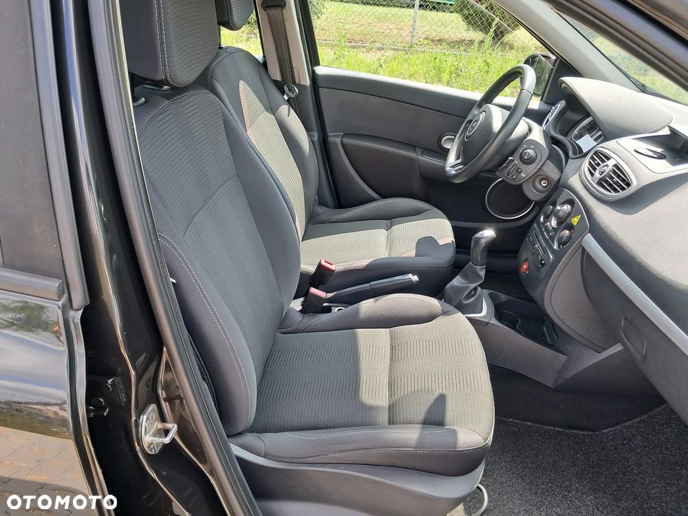 Renault Clio 1.2 16V 75 Dynamique - 19