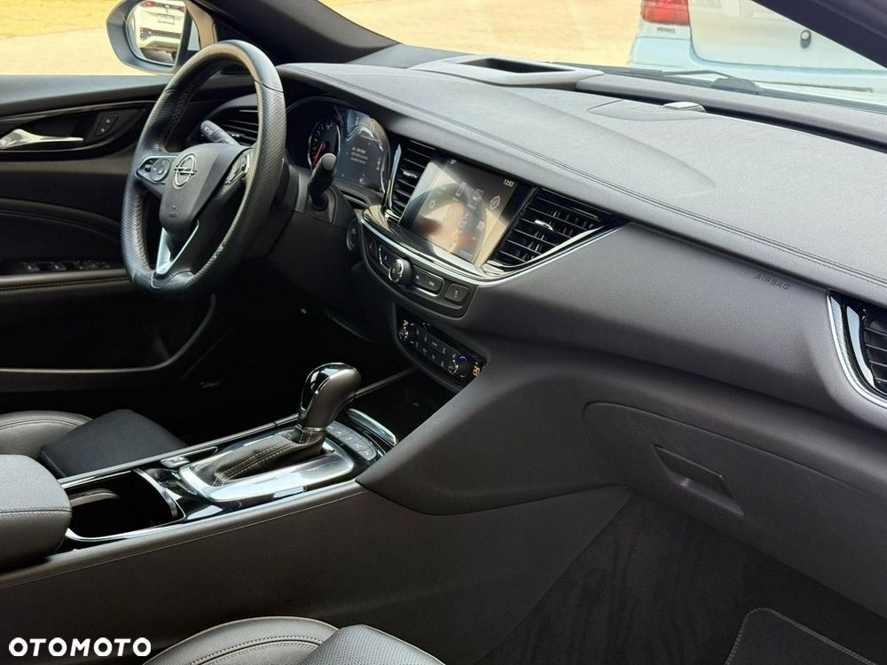 Opel Insignia Sport2.0 Direct InjTurbo 4x4 Innovation - 16