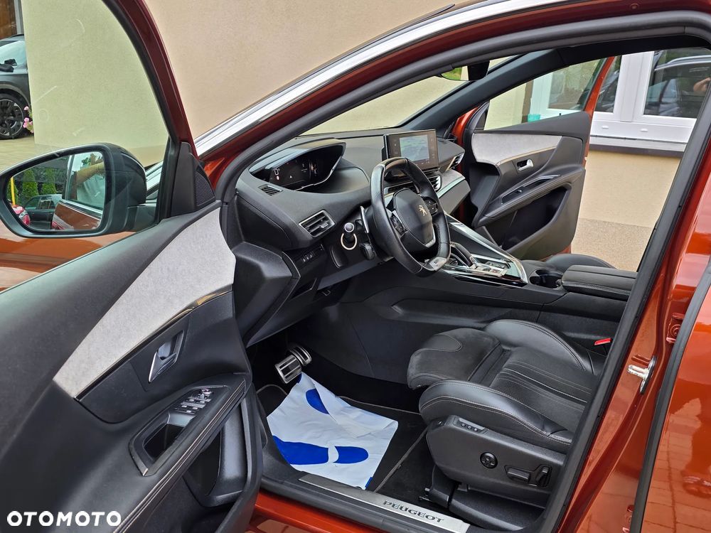 Peugeot 5008 1.6 PureTech GT S&S EAT8 - 21