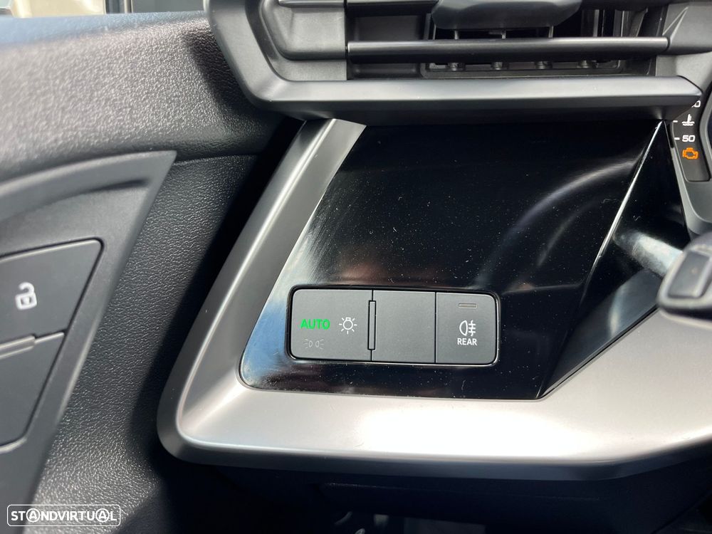 Audi A3 Limousine 30 TDI S tronic - 15