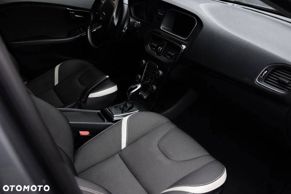Volvo V40 T3 Geartronic - 6