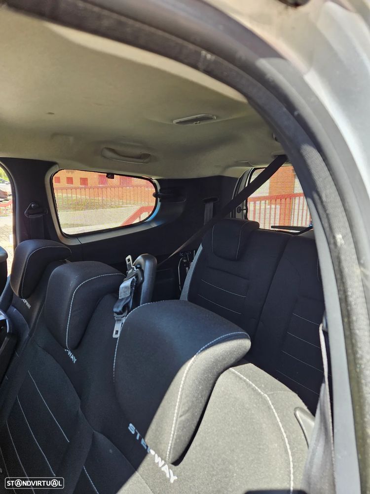 Dacia Lodgy 1.5 dCi Stepway 7L - 29