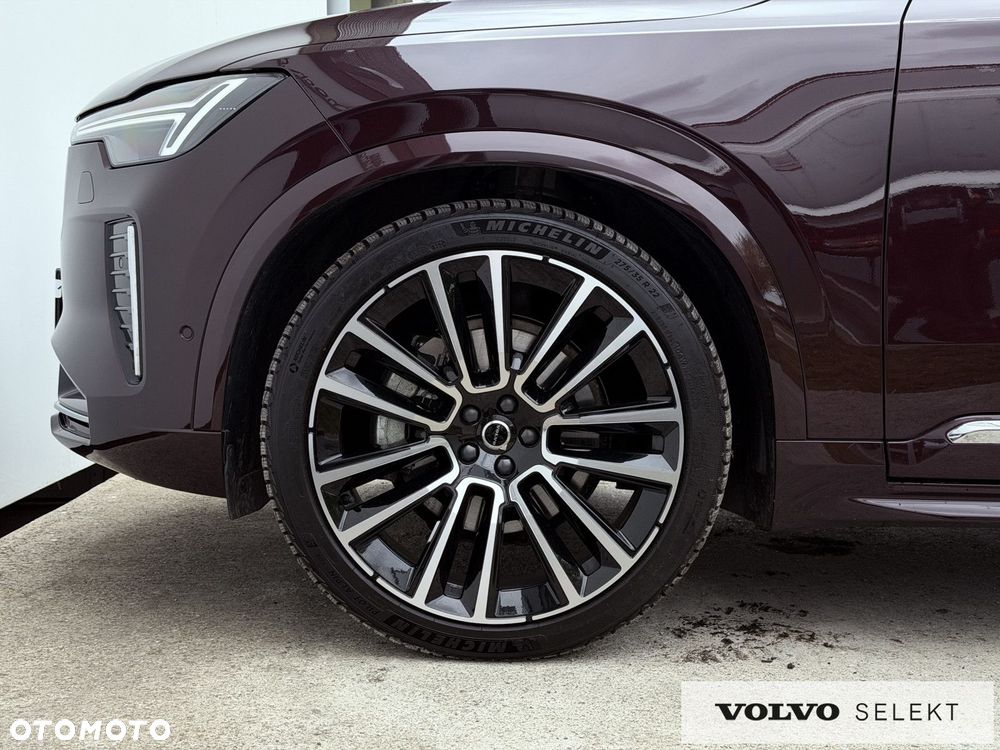 Volvo XC 90 - 9