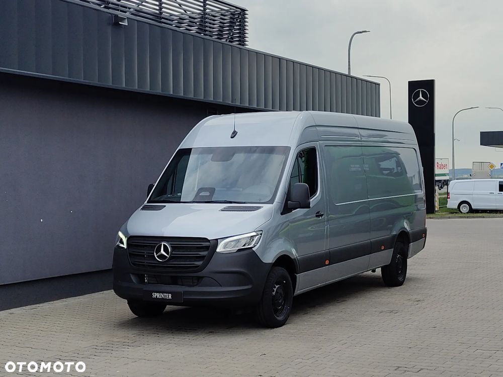 Mercedes-Benz Sprinter - 2