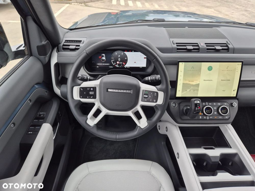 Land Rover Defender 3.0 D250 mHEV S - 11