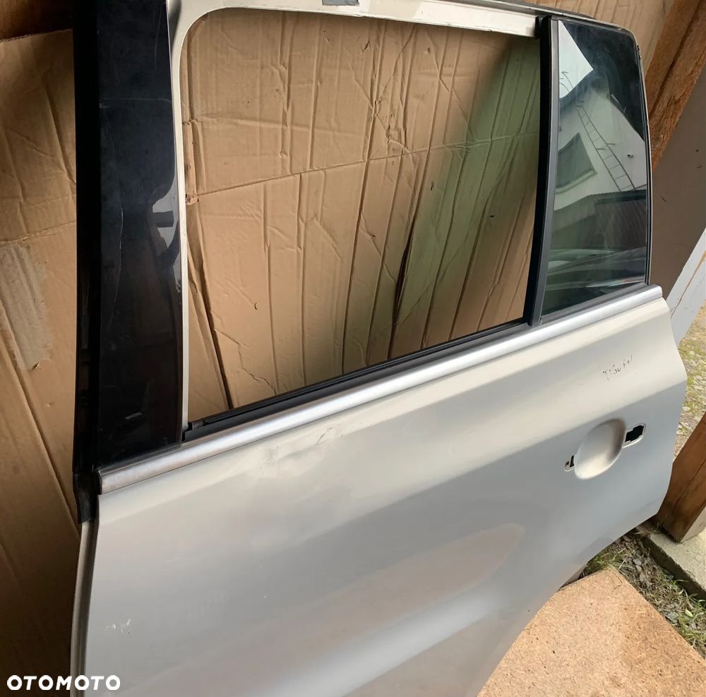 Drzwi lewy tył VW Tiguan 2007- - 4