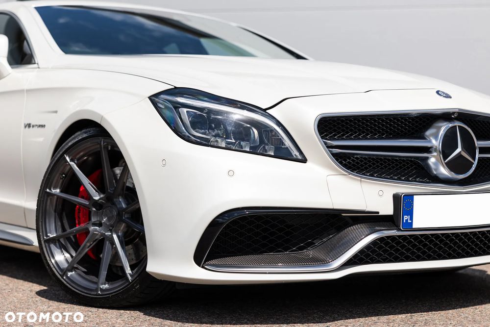 Mercedes-Benz CLS - 38
