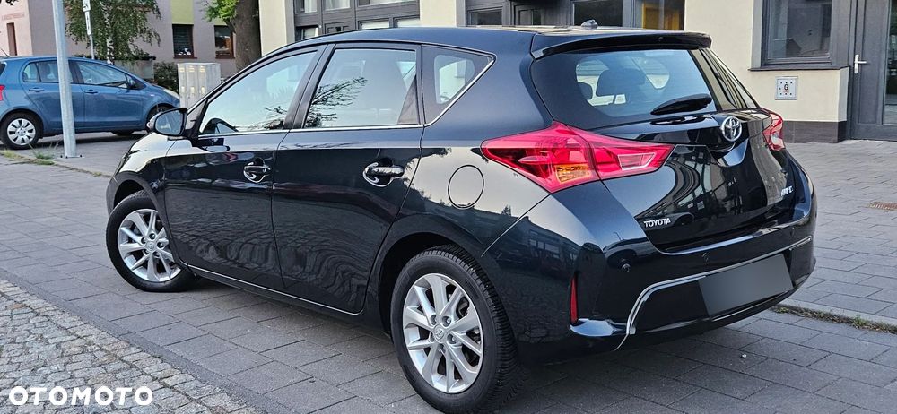 Toyota Auris 1.33 Dual-VVT-i START Edition - 27